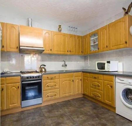 Apartment Caules Sleeps 4 Pool