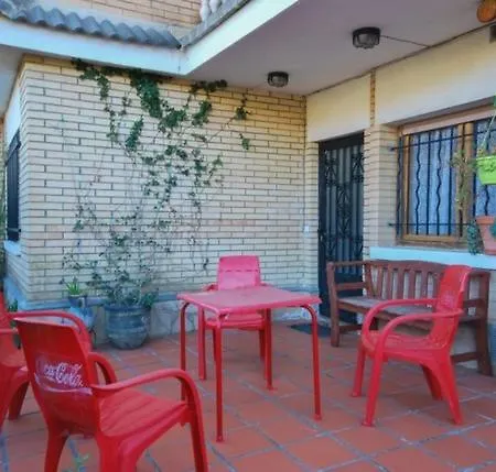 Caules Sleeps 4 Pool Апартаменти